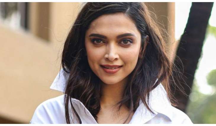 Deepika Padukone shares BTS pics from Oscars 2023