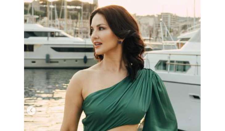 Sunny Leone makes captivating entrance at Cannes Film Festival 2023