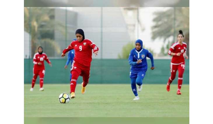 روان الحمادي: كرة القدم النسائية بالإمارات تشهد طفرة كبيرة
