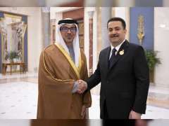Mansour bin Zayed meets Iraqi PM on sidelines of 32nd Arab League Summit