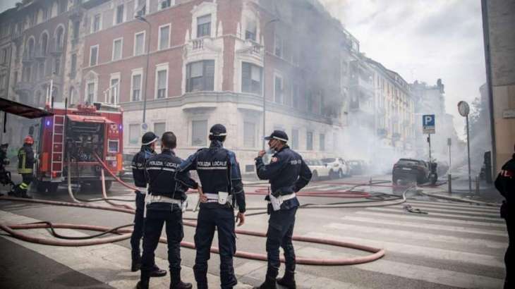 Only One Man Injured in Explosion in Milan Downtown - Firefighters