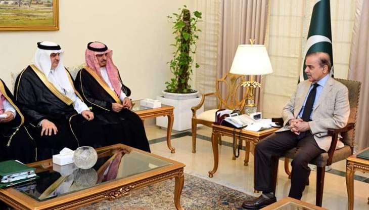 PM Shehbaz appreciates KSA for including Pakistan in Road to Makkah project