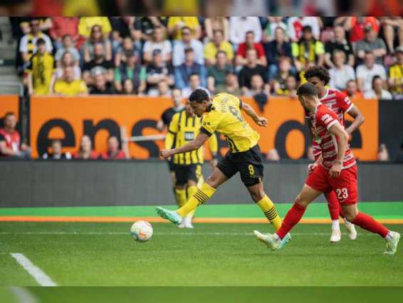 Dortmund close in on Bundesliga