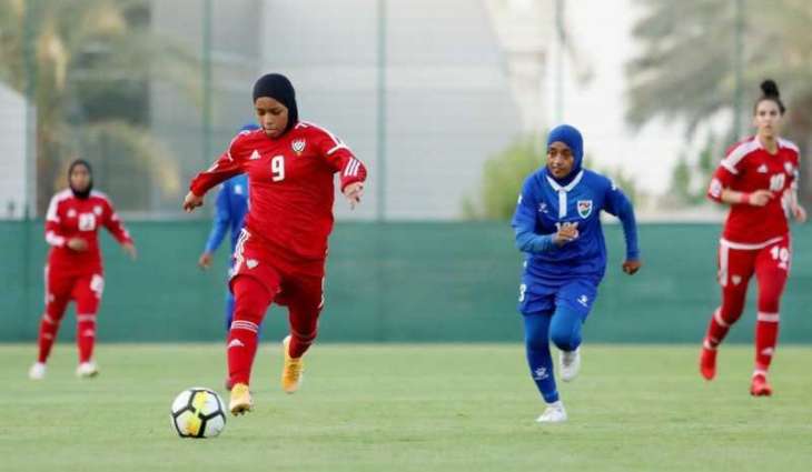 روان الحمادي: كرة القدم النسائية بالإمارات تشهد طفرة كبيرة