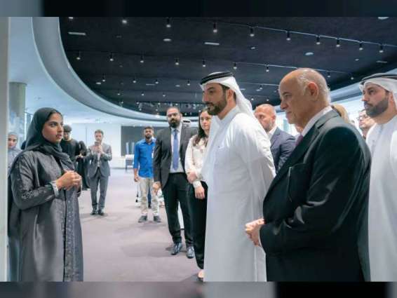 Sultan bin Ahmed reviews UOS students' Aljada mosque designs