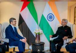 عبدالله بن زايد يلتقي وزير خارجية الهند على هامش اجتماع "أصدقاء بريكس"