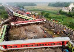 مقتل 288 شخصا علي الأقل اثر حادث القطارات في الھند