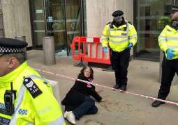 London Police Arrest 4 Climate Activists for Throwing Paint Over Office Building