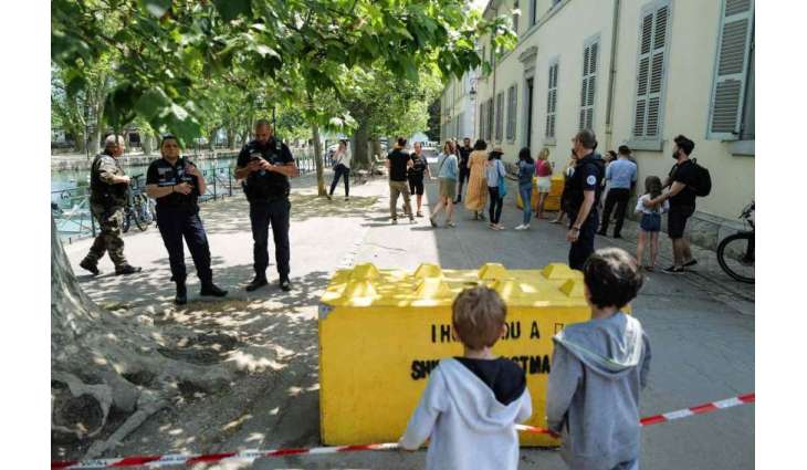At Least 4 Children, 2 Adults Injured in Knife Attack in Eastern France - Reports