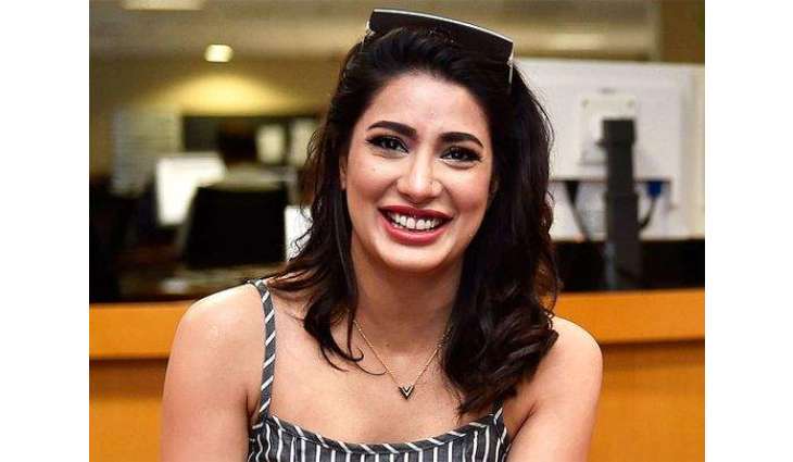 Mehwish Hayat announces exciting surprise for fans after eid