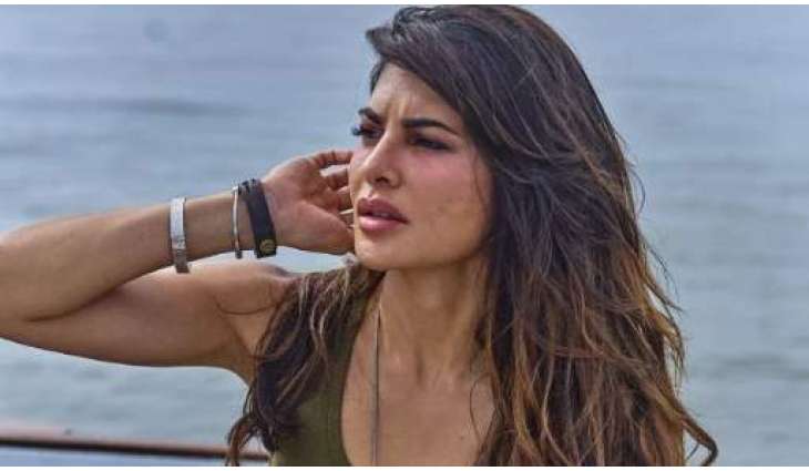 Jacqueline Fernandez comes under fire over changing name spelling on Instagram