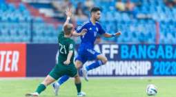 منتخب باکستان لکرة القدم یخسر أمام نظیرہ الکویتي في بطوة جنوب آسیا