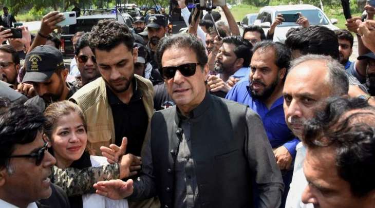 رئیس الوزراء السابق عمران خان یمثل مجددا أمام المحکمة