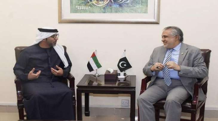 وزیر المالیة اسحاق دار یجتمع مع سفیر دولة الامارات لدي اسلام آباد