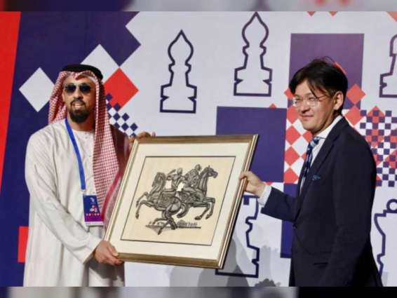 سلطان بن خليفة بن شخبوط يتوج أبطال شطرنج آسيا في كازاخستان