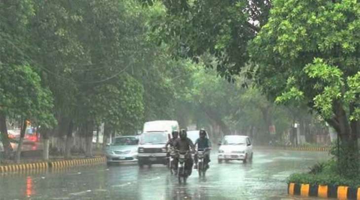 مقتل 14 شخصا اثر الأمطار و البرق في البلاد