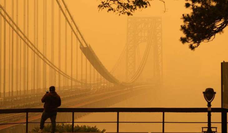 Chicago Health Officials Say to Stay Indoors Amid 'Unhealthy' Air From Canada Wildfires