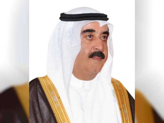 سعود المعلا يؤدى صلاة عيد الأضحى بمسجد الشيخ أحمد بن راشد المعلا