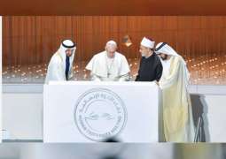 Pope Francis commends UAE's role in spreading peace and tolerance