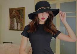 Alizeh Shah captivates fans on social media with her stunning look