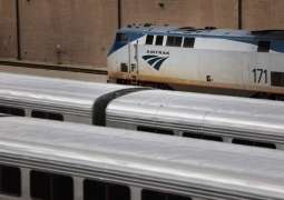 Amtrak Suspends Service After Train Derails Near Washington - Statement