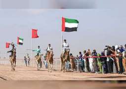 الإعلام المغربي يشيد بالمشاركة الإماراتية المتميزة في موسم طانطان