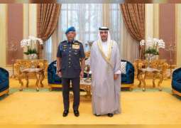 ملك ماليزيا يستقبل سفير الإمارات بمناسبة انتهاء فترة عمله