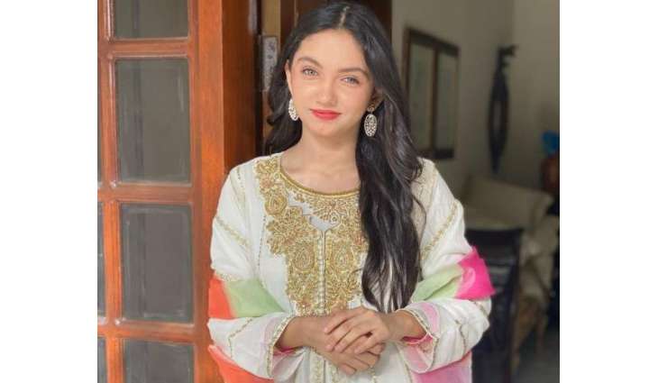 Aina Asif opens up about her beautiful hair, clear skin
