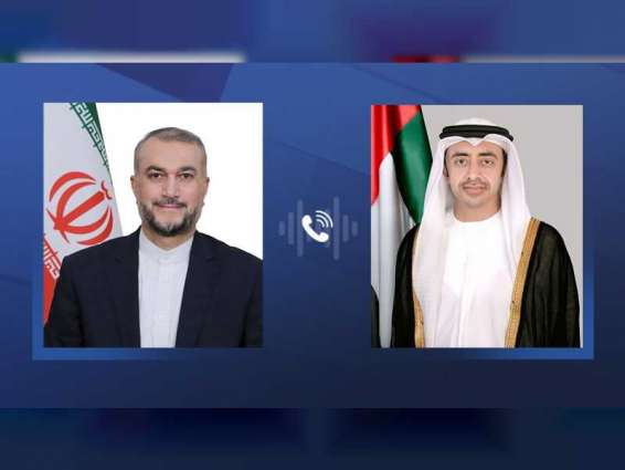 عبدالله بن زايد يتلقى اتصالا هاتفيا من وزير خارجية إيران