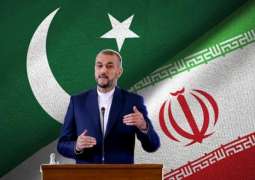 وزیر الخارجیة الایراني یصل باکستان في زیارة رسمیة