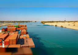 قناة السويس تبدأ عمليات تموين سفن الخط الملاحي بالميثانول الأخضر