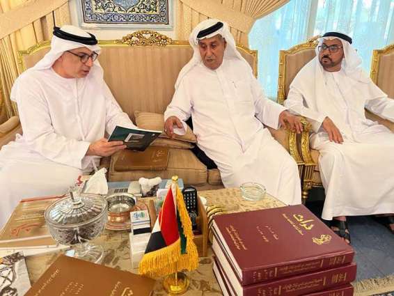 عبدالملك بن كايد القاسمي يشيد بإنجازات نادي تراث الإمارات في حفظ الموروث الوطني