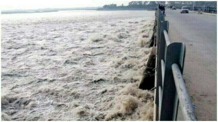 Sutlej river faces imminent severe flooding, villages and crops at risk