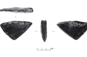 Microblade stone artifacts unearthed from NE China paleolithic site
