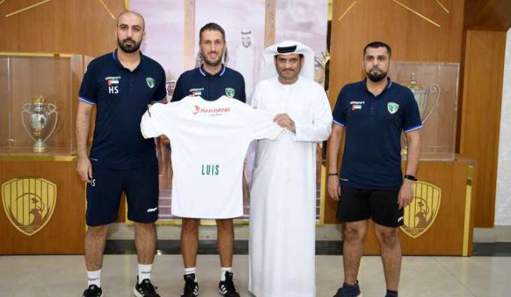 "الإمارات" يتعاقد مع المدرب الإسباني لويس بلاناغوما