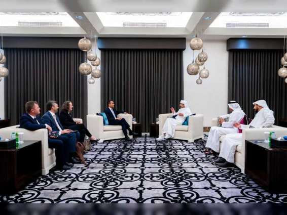 UAE Foreign Minister receives EU Special Representative for the Gulf
