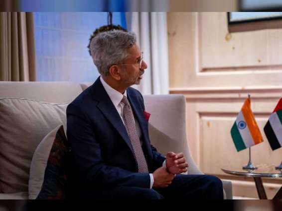 عبدالله بن زايد يلتقي وزير خارجية الهند في نيويورك ويبحثان الشراكة الاستراتيجية الشاملة بين البلدين