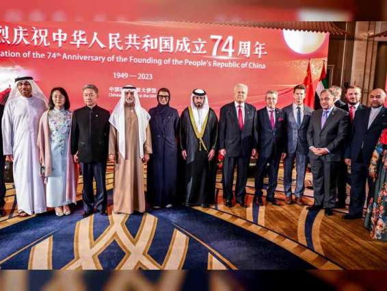 نهيان بن مبارك يحضر حفل السفارة الصينية بمناسبة اليوم الوطني للصين
