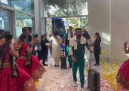 Pakistan team greeted with warm reception in Ahmedabad               
