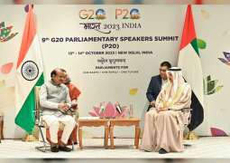 صقر غباش يلتقي رئيس مجلس الشعب الهندي على هامش قمة رؤساء برلمانات دول مجموعة العشرين