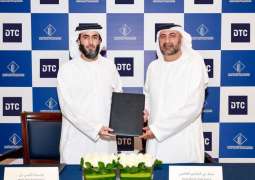 (تاكسي دبي) توقع اتفاقية مع (مركز دبي التجاري العالمي) لتزويدها بخدمات الليموزين