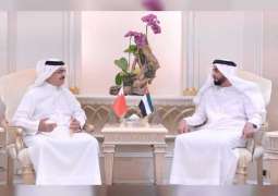 Saif bin Zayed meets with Bahraini Minister of Interior