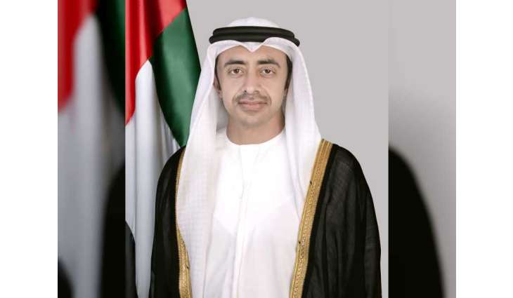 عبد الله بن زايد يشيد بدور المعلمين في يوم المعلم العالمي