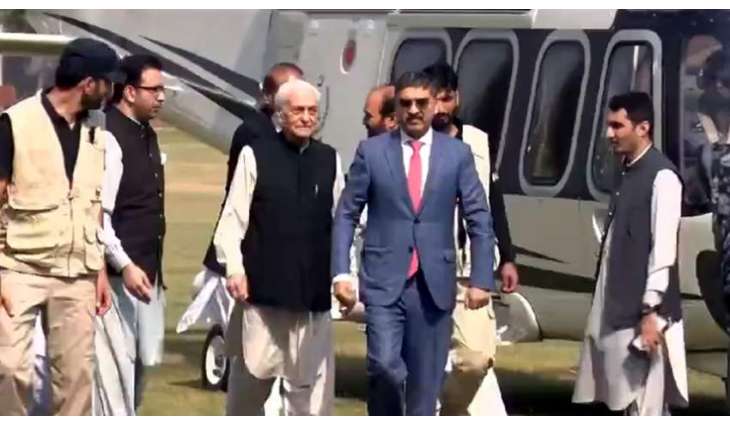 Caretaker PM arrives in Peshawar