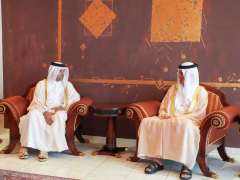سعود بن صقر يستقبل قنصل قطر