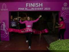 لطيفة بنت حمدان تكرم الفائزات في سباق الجري الوردي