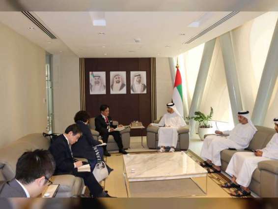 Thani Al Zeyoudi meets Japanese counterpart to discuss strengthening bilateral economic cooperation