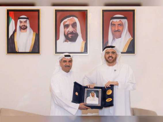 Fujairah Ruler receives Jamal Al Suwaidi