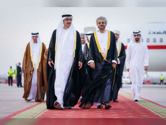 Abdullah bin Zayed arrives in Muscat to attend GCC ministerial council session