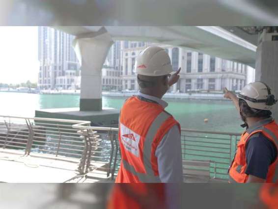 "طرق دبي" تستكمل أعمال الفحص الشامل لجسور المترو الواقعة على قناة دبي المائية